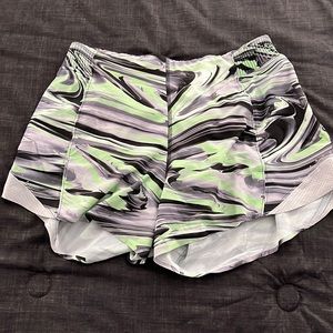 Lululemon bitty hot shorts good condition